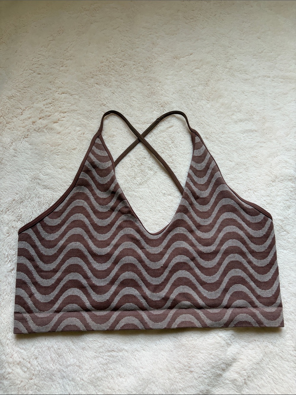 Sleeveless Wave-Pattern Cropped Tank Top - Brown